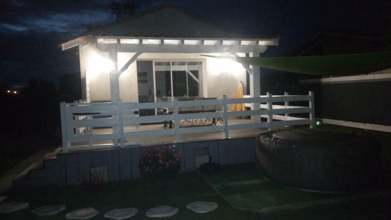 La Riviere Villa Pujols  Ngoại thất bức ảnh